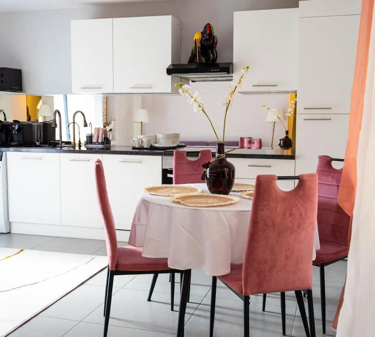 Apartment In Cannes
