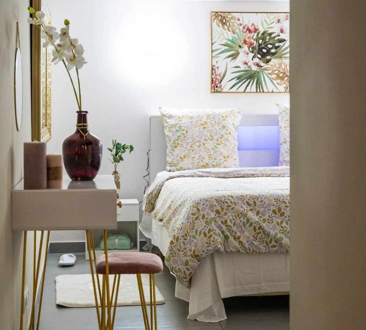 Apartment In Cannes